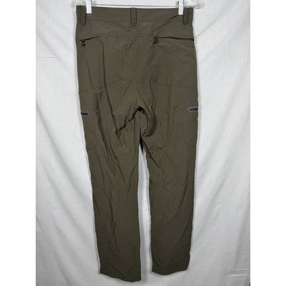 LL Bean Cargo Pants Men's 30x34 Khaki Nylon Spandex Outdoor Travel Lightweight - Picture 10 of 13